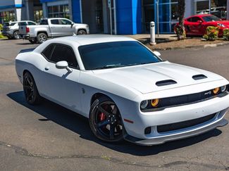 Used 2020 Dodge Challenger SRT Hellcat w/ Plus Package RWD video 2