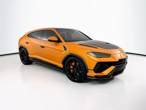 Used 2023 Lamborghini Urus Performante AWD/4WD image 3