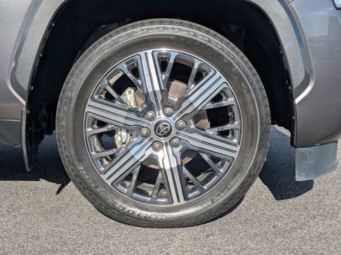 Used 2024 Toyota Sequoia Capstone image 10