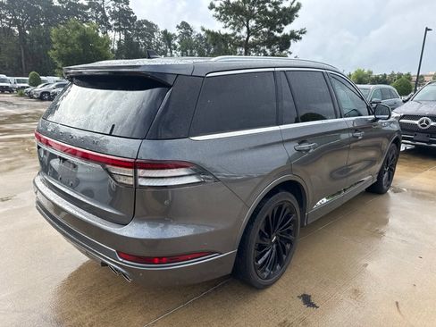 Used 2022 Lincoln Aviator Reserve w/ Equipment Group 201A AWD/4WD image 4