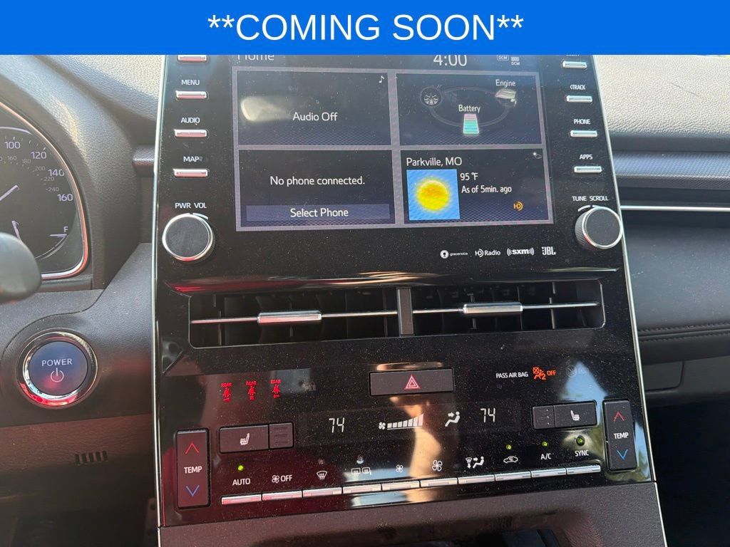Used 2022 Toyota Avalon XSE FWD image 15