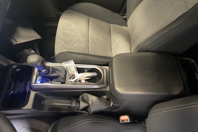 Used 2023 Toyota Tacoma TRD Sport w/ Technology Package AWD/4WD image 19