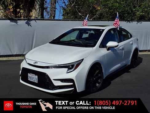 Certified 2024 Toyota Corolla SE w/ SE Premium Package image 1