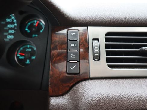 Used 2008 GMC Sierra 1500 Denali AWD/4WD image 13