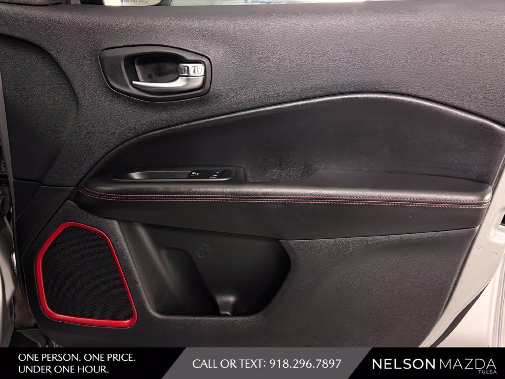 Used 2020 Jeep Compass Trailhawk AWD/4WD image 43