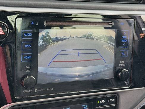 Used 2017 Toyota Corolla SE FWD image 12