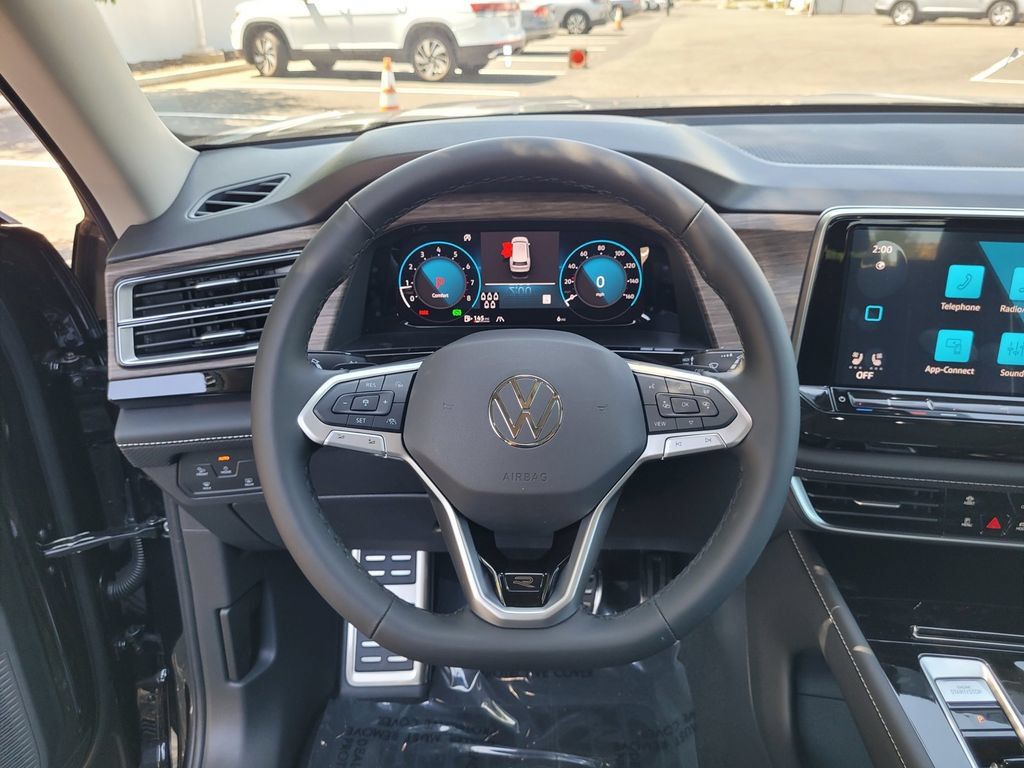 New 2025 Volkswagen Atlas SEL Premium R-Line AWD/4WD image 17