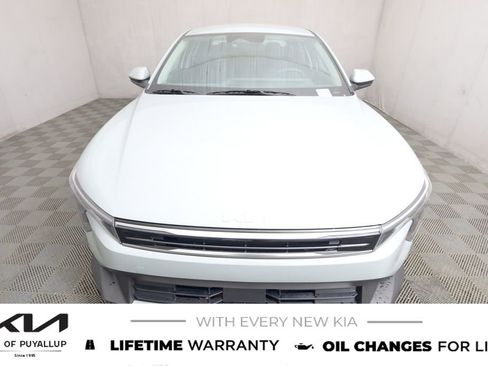 New 2025 Kia K4 EX image 2