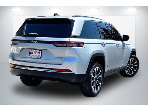 Used 2022 Jeep Grand Cherokee Limited RWD image 13