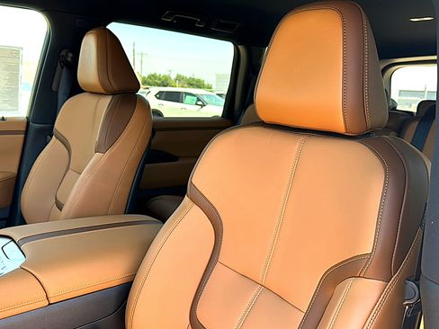 New 2026 Nissan Armada SL AWD/4WD image 11