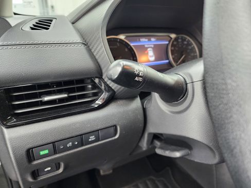 Used 2023 Nissan Sentra SV image 38