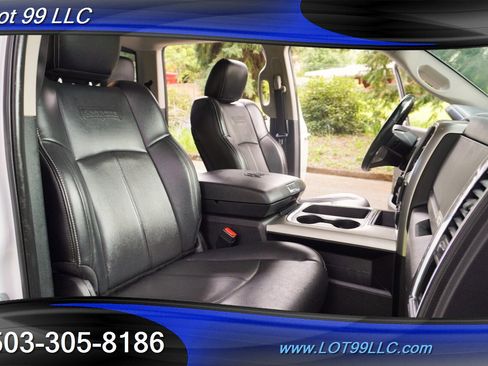Used 2017 RAM 1500 Laramie w/ Convenience Group image 19