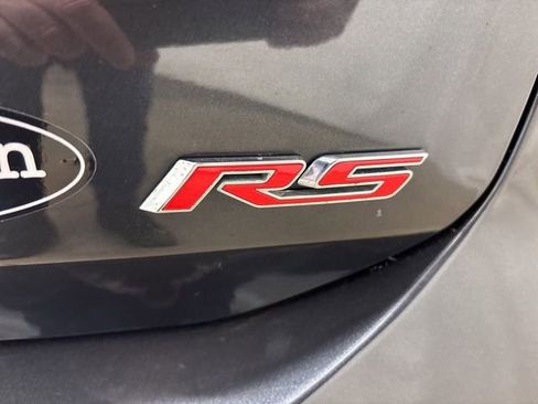 Used 2022 Chevrolet Equinox RS w/ RS Leather Package FWD image 12