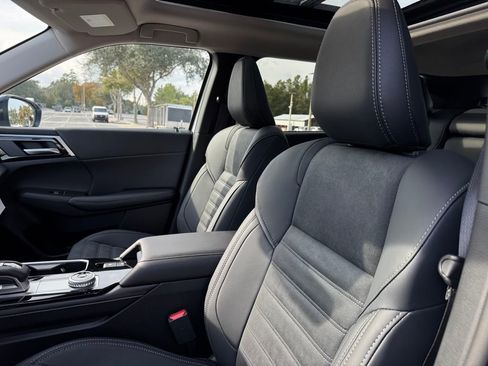 New 2026 Mitsubishi Outlander Trail Edition image 32