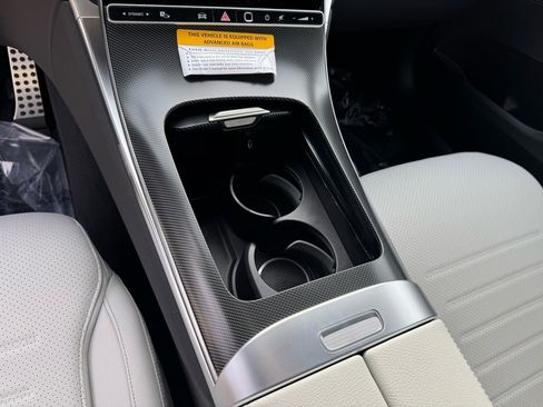 New 2026 Mercedes-Benz GLC 300 image 14