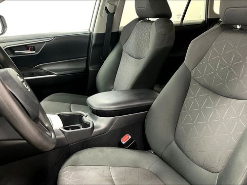 Used 2023 Toyota RAV4 XLE image 35