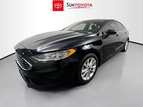 Used 2020 Ford Fusion SE image 9