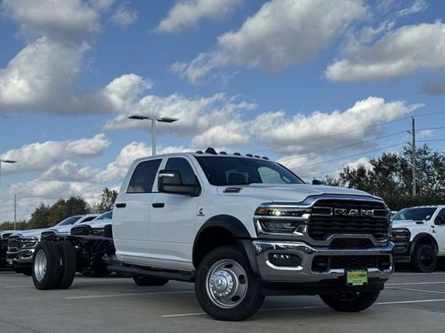 New 2026 RAM 5500 Tradesman image 2