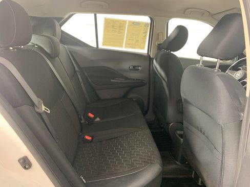 Used 2022 Nissan Kicks S image 35
