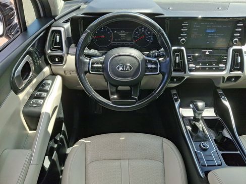 Used 2021 Kia Sorento S w/ Panoramic Sunroof Package FWD image 12