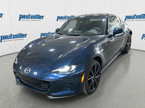 Used 2025 MAZDA MX-5 Miata RF Grand Touring RWD image 1