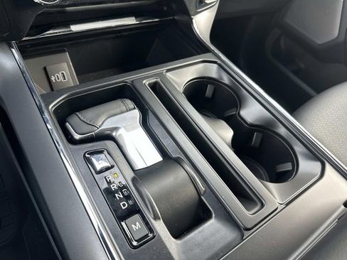 New 2025 Ford F150 Lariat w/ Equipment Group 501A Mid image 37