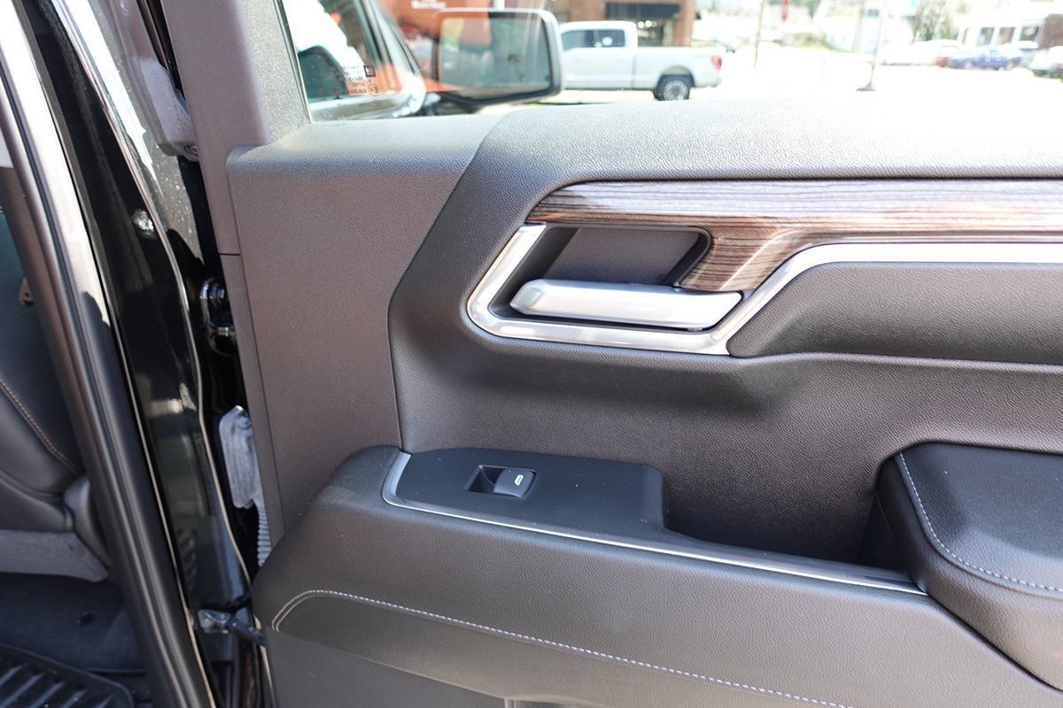 Used 2024 GMC Sierra 1500 Elevation AWD/4WD image 32