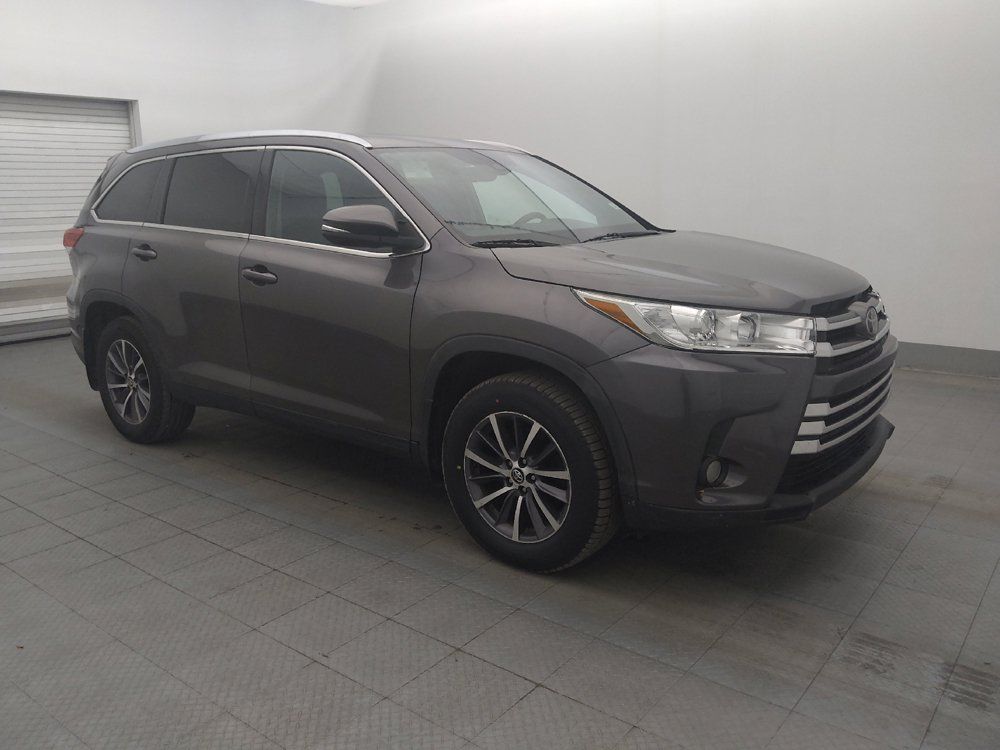 Used 2019 Toyota Highlander XLE AWD/4WD image 11