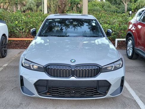 Used 2023 BMW 330i Sedan w/ M Sport Package RWD image 2