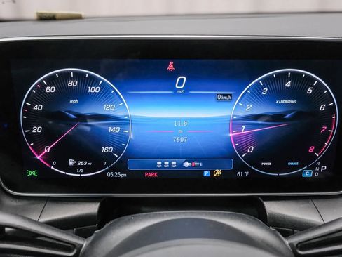 Certified 2025 Mercedes-Benz GLC 300 image 24