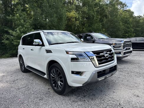 Used 2024 Nissan Armada Platinum w/ Cargo Package RWD image 4
