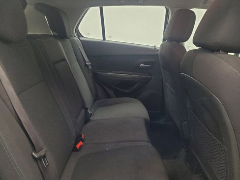 Used 2016 Chevrolet Trax LS FWD image 19