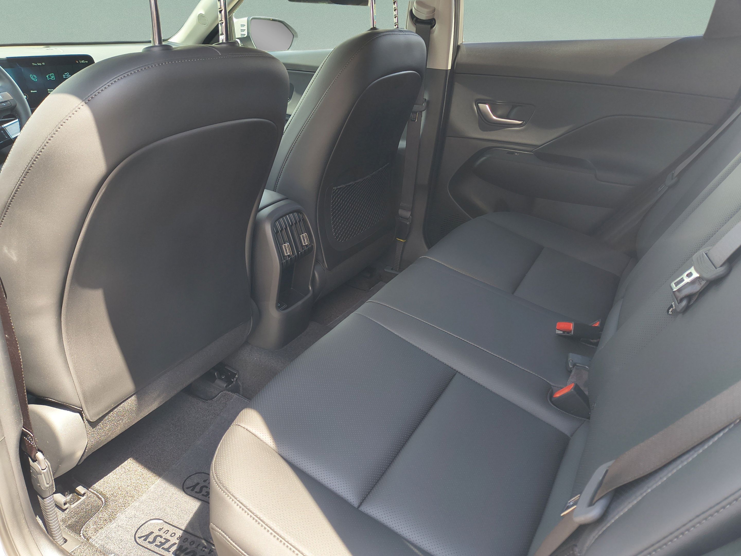 New 2027 Hyundai Kona Limited FWD image 16
