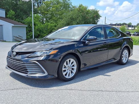 Certified 2023 Toyota Camry LE w/ Cold Weather Package FWD image 3