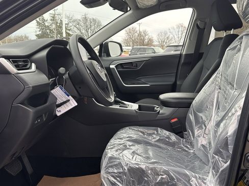 New 2025 Toyota RAV4 LE image 9