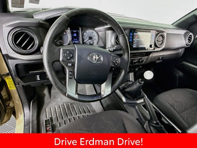Certified 2016 Toyota Tacoma TRD Sport w/ Premium & Technology Package AWD/4WD image 7