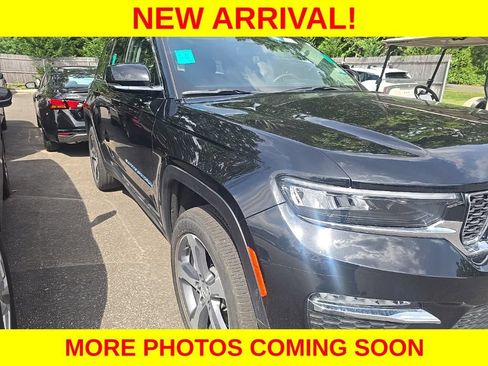 Used 2023 Jeep Grand Cherokee 4WD 4xe w/ Luxury Tech Group II image 4