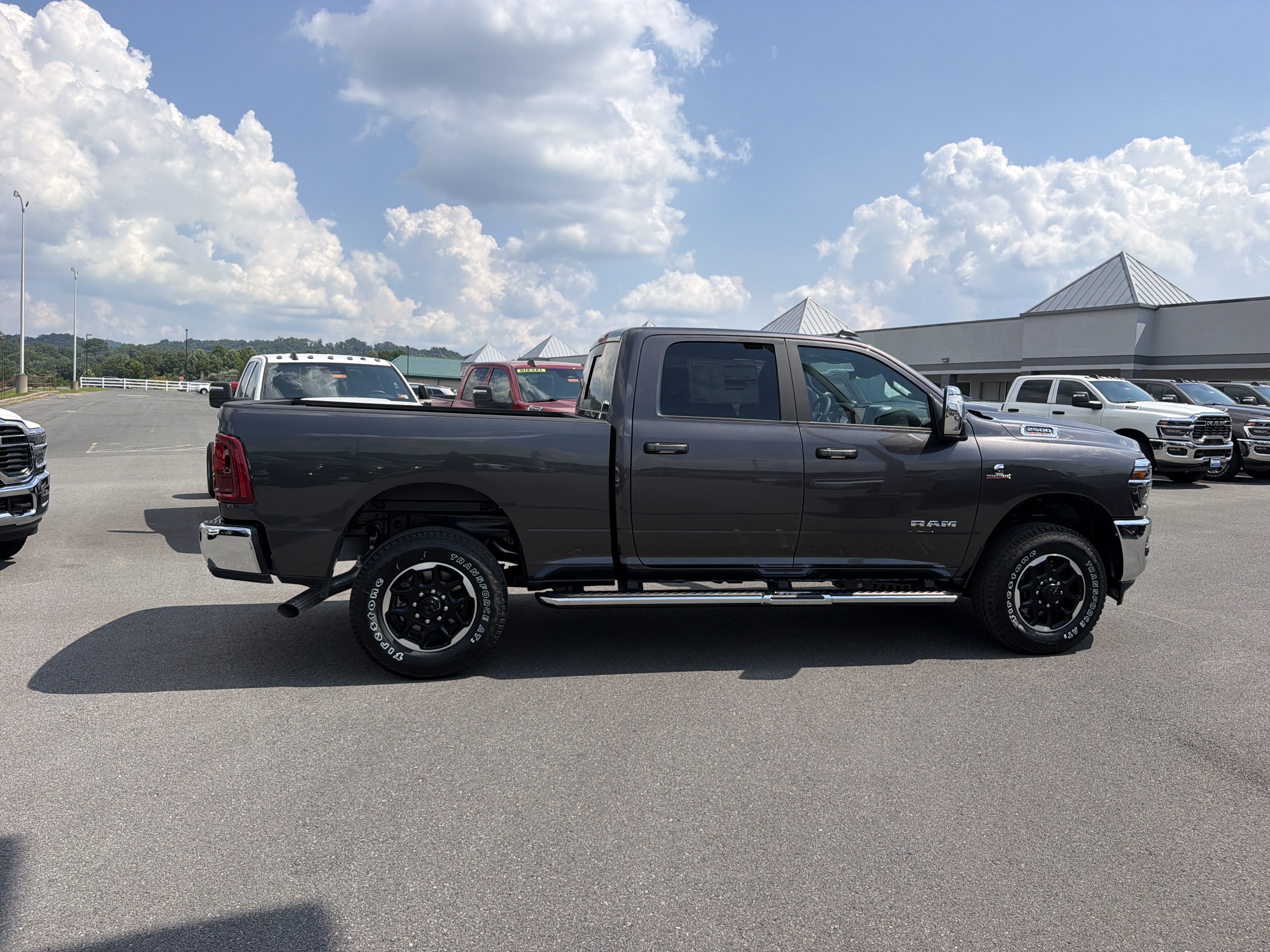 New 2027 RAM 2500 Laramie AWD/4WD image 5