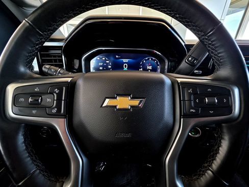 Used 2025 Chevrolet Silverado 1500 LT AWD/4WD image 25