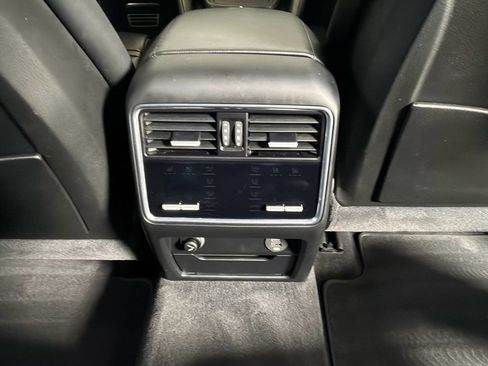 Used 2019 Porsche Cayenne S AWD/4WD image 20