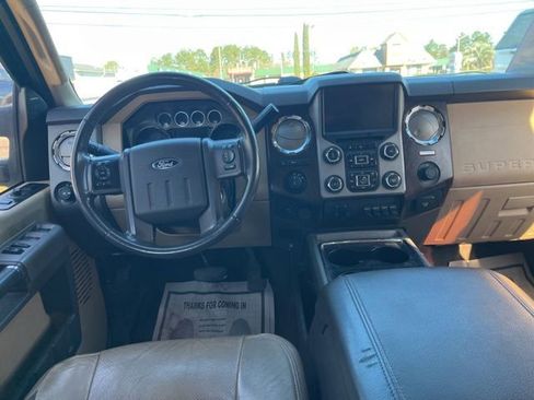 Used 2016 Ford F250 Lariat w/ Lariat Ultimate Package AWD/4WD image 14