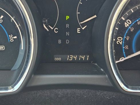 Used 2010 Toyota Highlander Limited AWD/4WD image 4