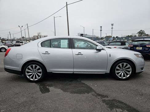 Used 2016 Lincoln MKS Base w/ Equipment Group 101A image 4