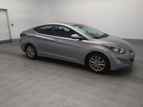 Used 2016 Hyundai Elantra SE w/ Option Group 02 FWD image 11