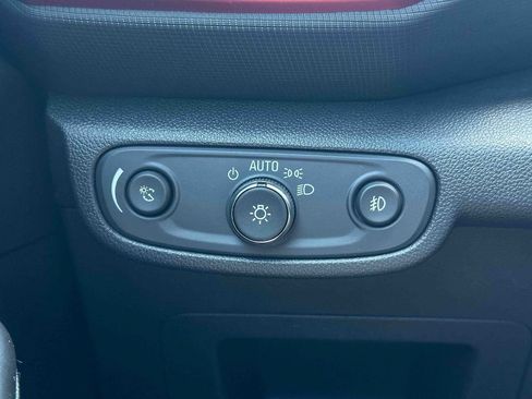 Used 2023 Chevrolet TrailBlazer RS w/ Convenience Package AWD/4WD image 33
