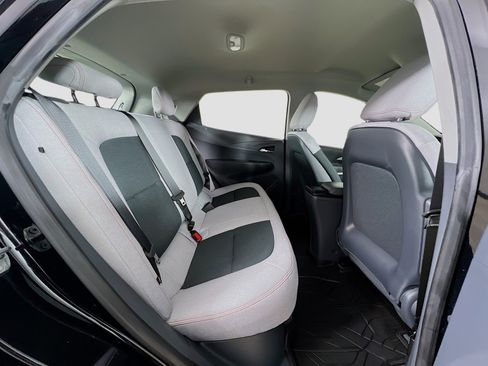 Used 2020 Chevrolet Bolt LT FWD image 27