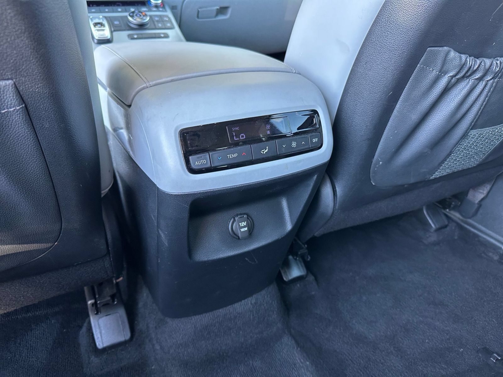 Used 2025 Hyundai Palisade SEL AWD/4WD image 25