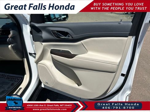 Used 2023 GMC Acadia Denali AWD/4WD image 32