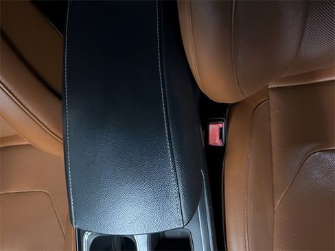 Used 2019 Ford Fusion Titanium image 16