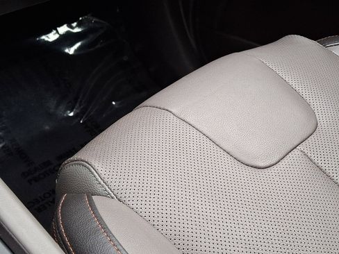 Used 2019 Hyundai Santa Fe Limited image 26